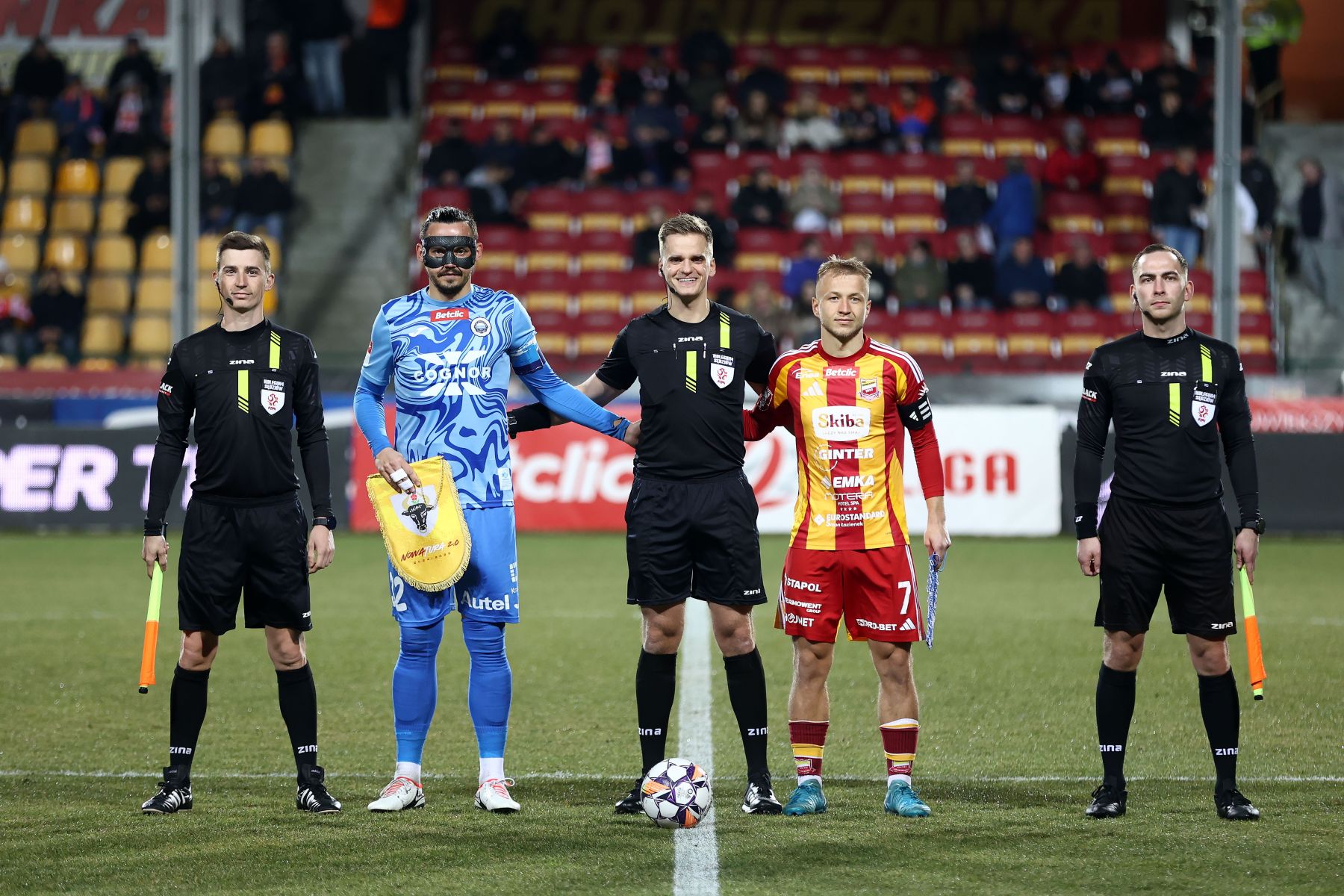 Foto: Chojniczanka — Hutnik Kraków