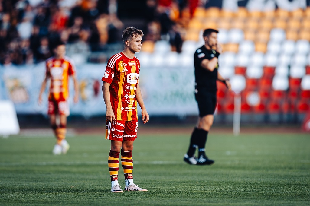 Mateusz Lisowski odchodzi z Chojniczanki