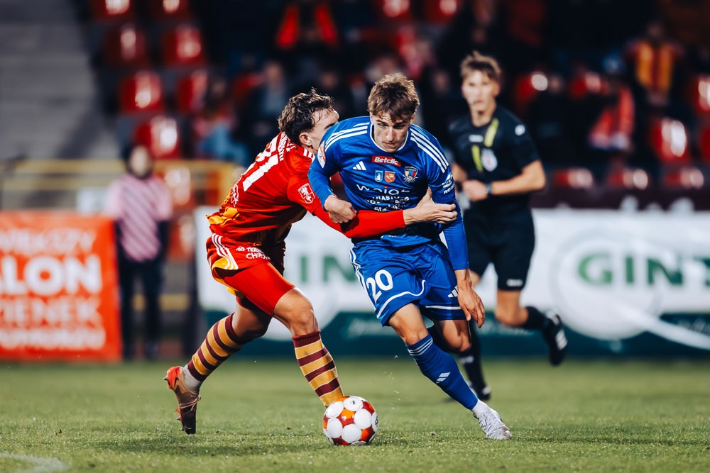 Wyjazdowy mecz z Podhalem Nowy Targ z transmisją online