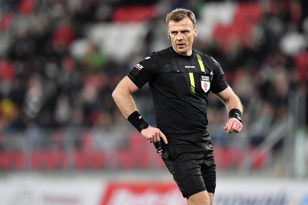 Rafał Szydełko sędzią meczu ze Świtem Szczecin