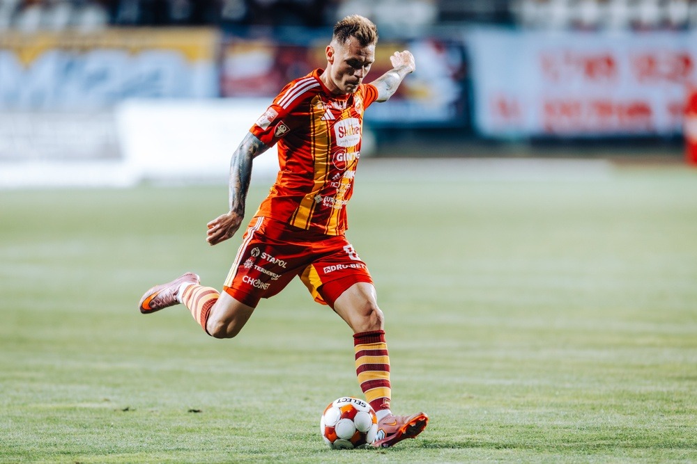 Damian Michalik odchodzi z Chojniczanki